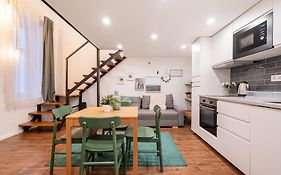 D35 - Chic Boutique Apartments By Bqa